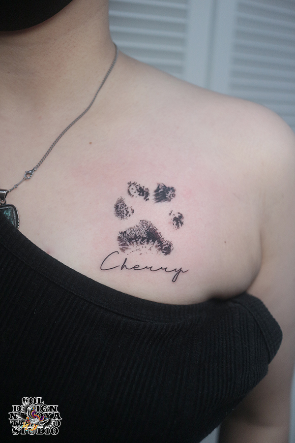 名古屋　タトゥー　女性